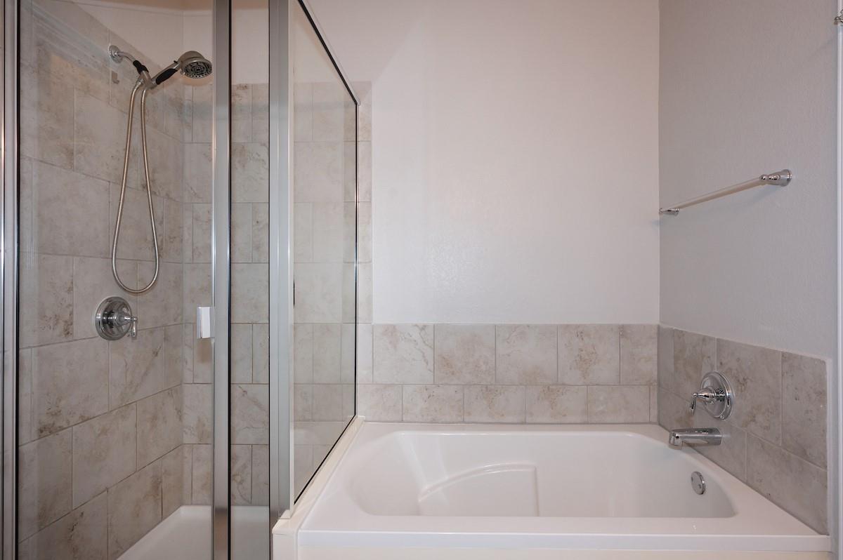 415 Epiphany Ln, Pflugerville, TX 78660