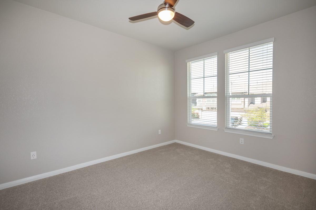 415 Epiphany Ln, Pflugerville, TX 78660