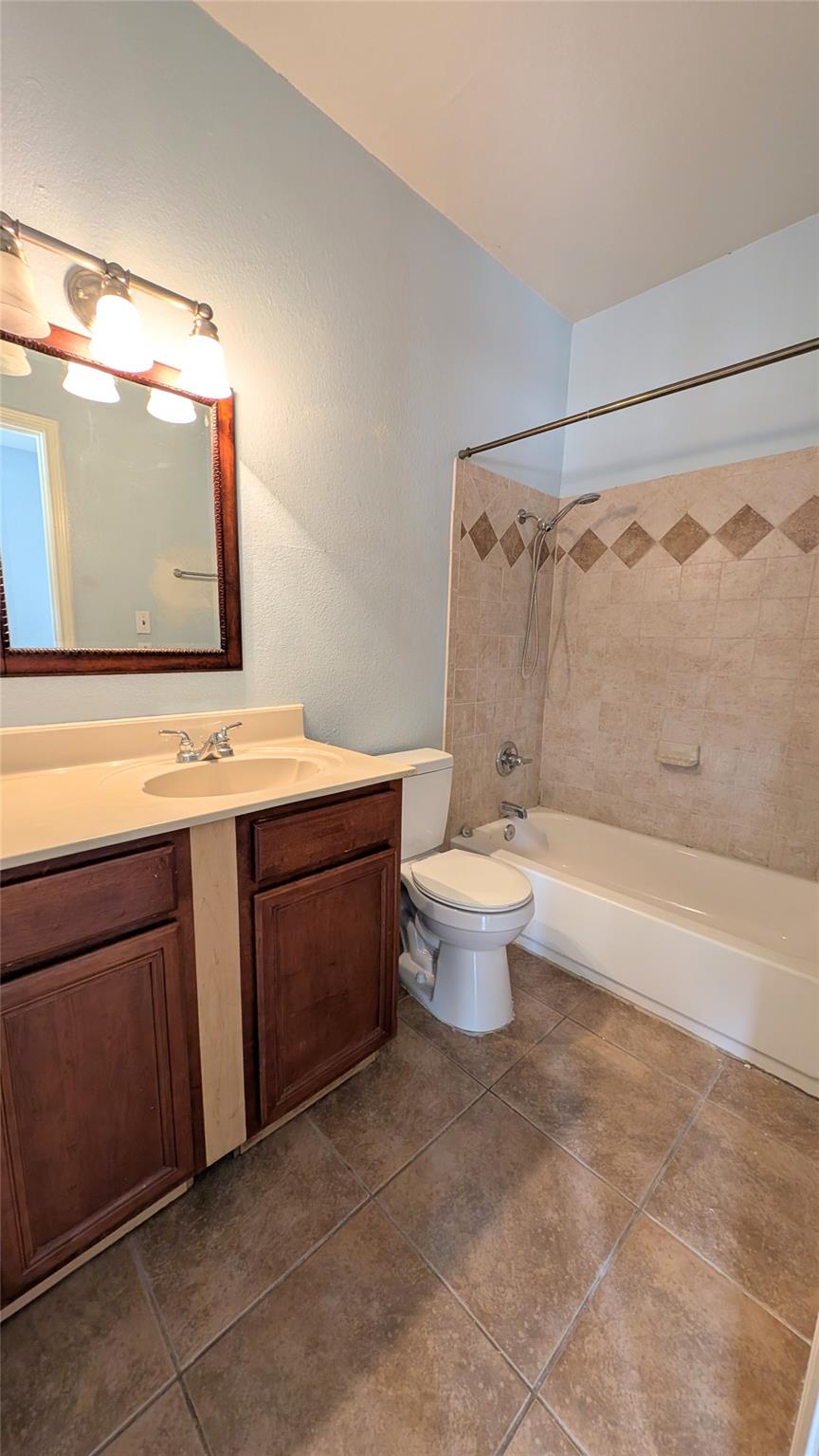 1013 Chestnut St # C2, San Marcos, TX 78666