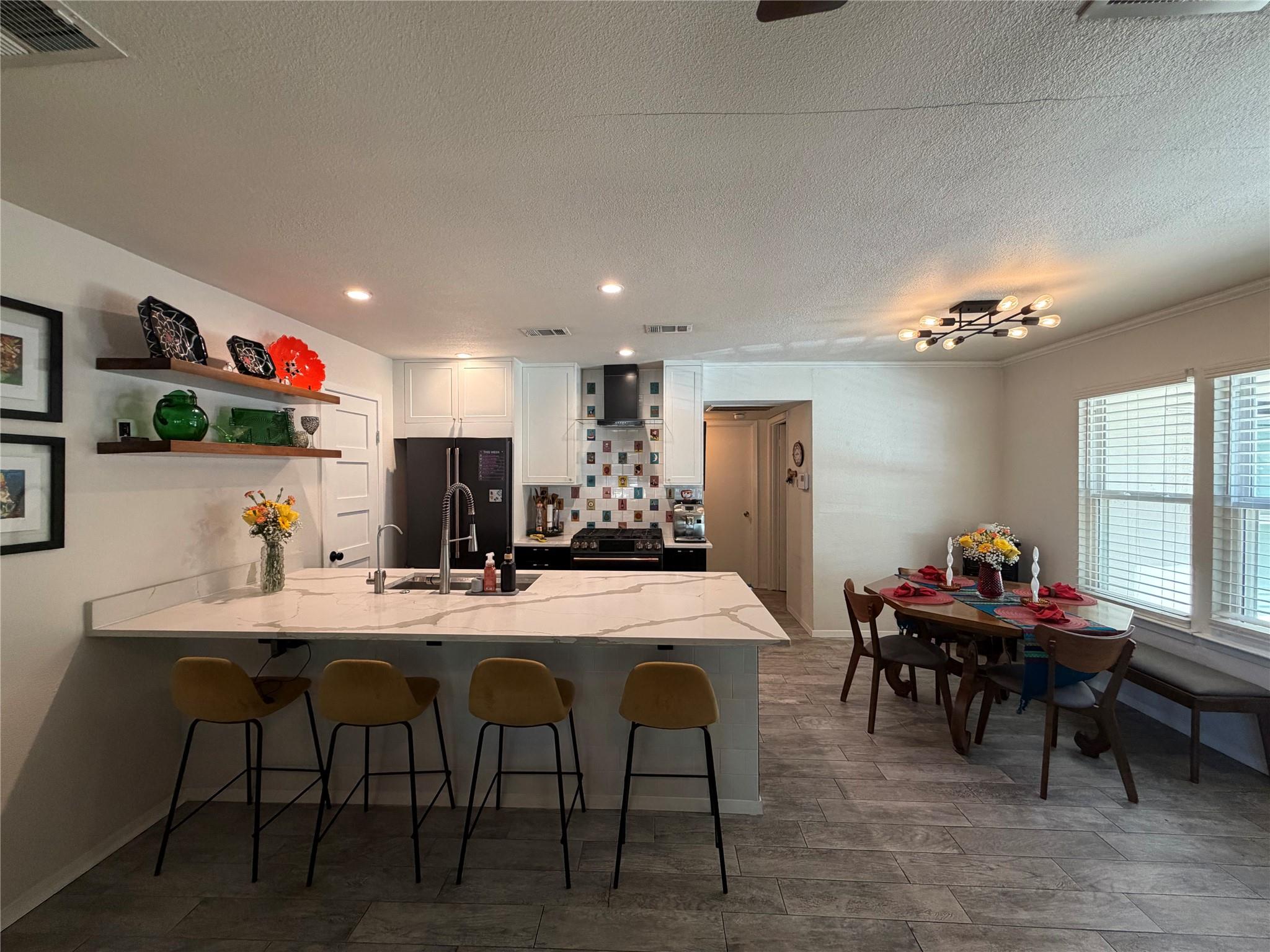 2626 Baxter Dr, Austin, TX 78745