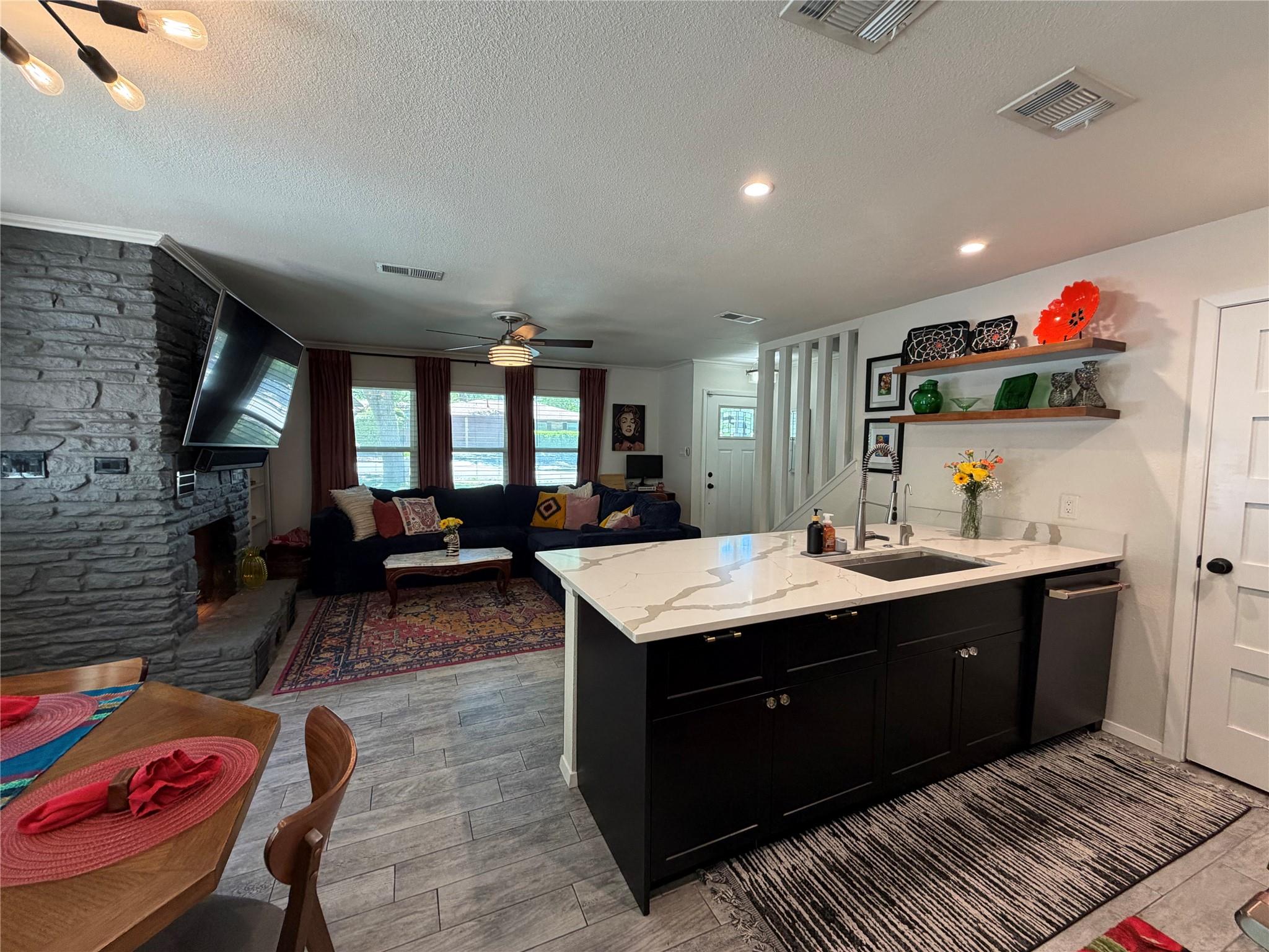 2626 Baxter Dr, Austin, TX 78745