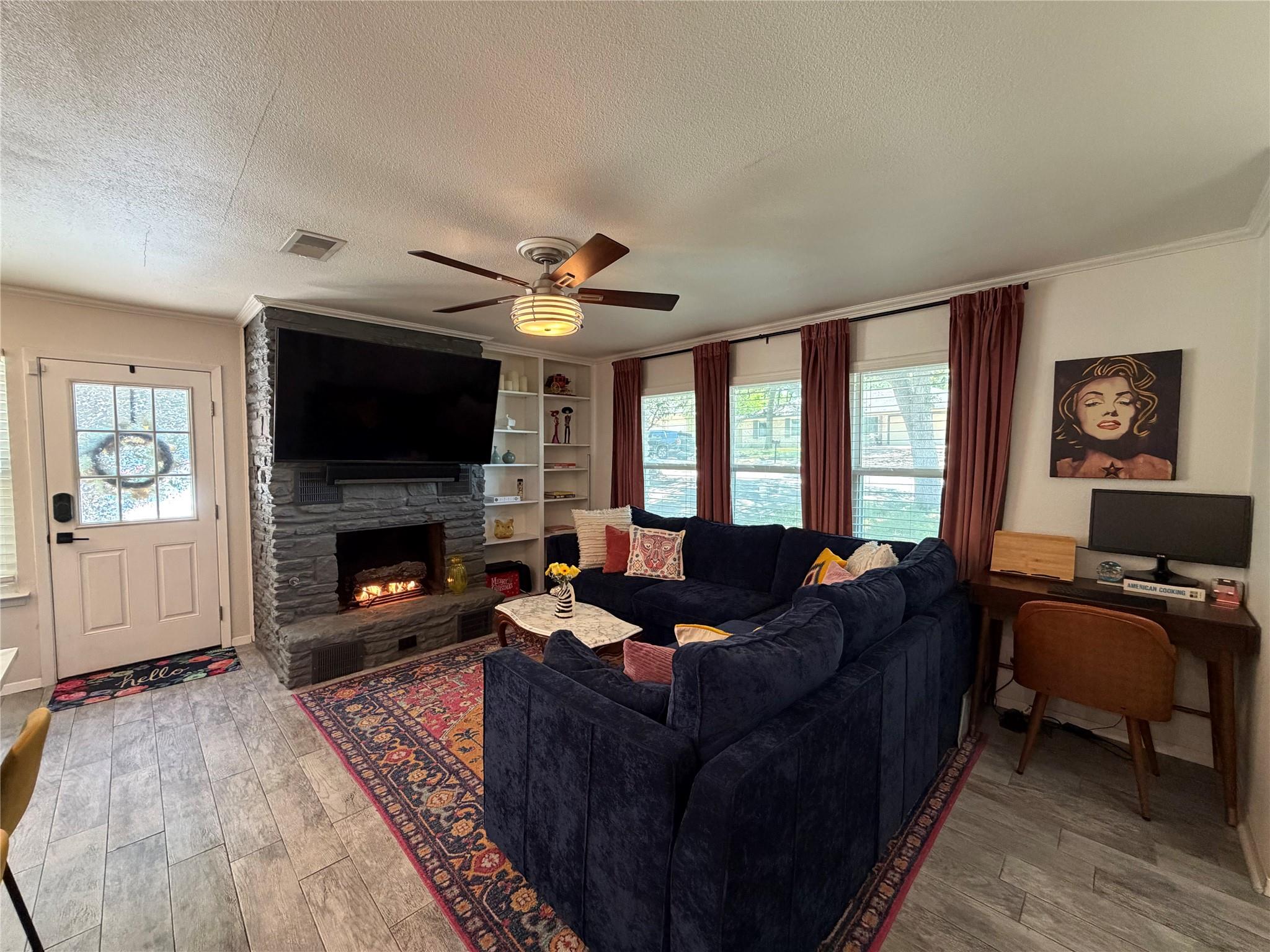 2626 Baxter Dr, Austin, TX 78745