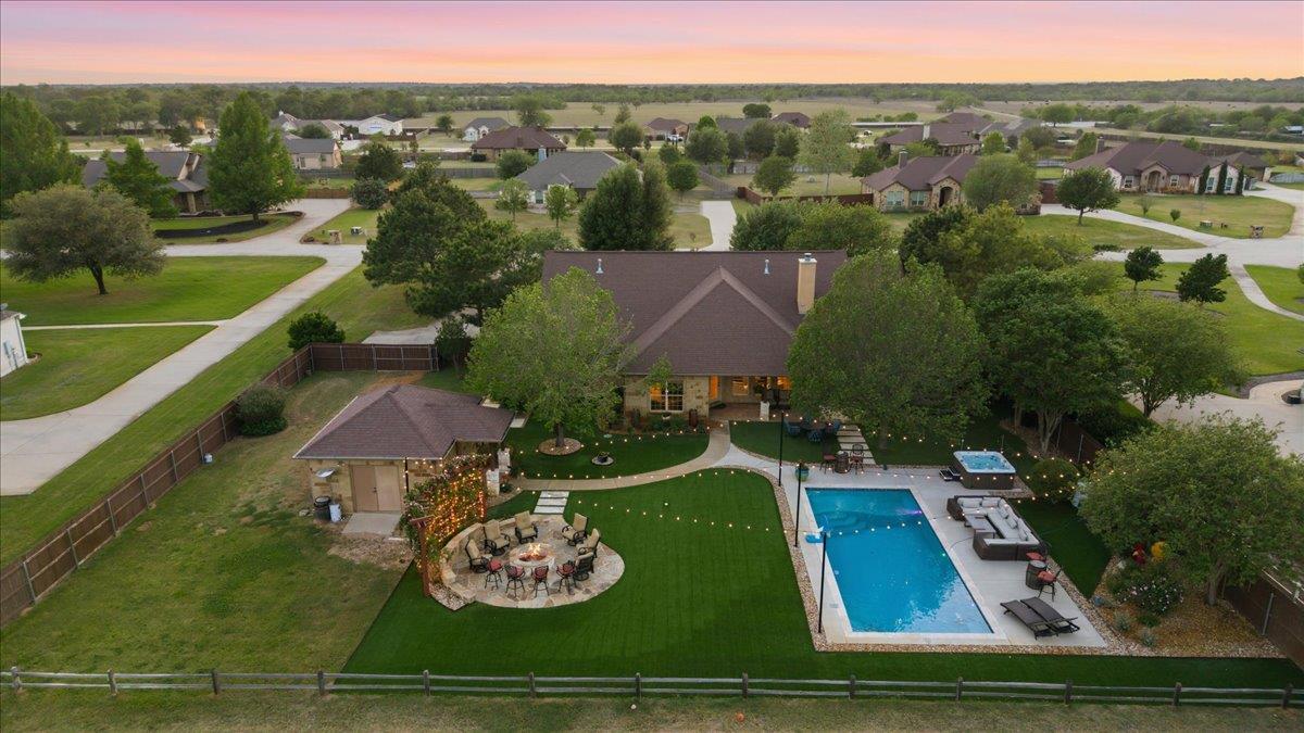 111 Axis Trl, Bastrop, TX 78602