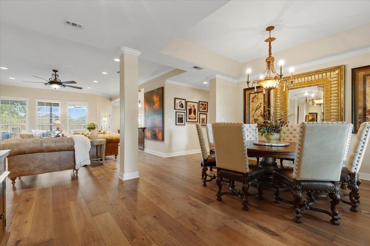 111 Axis Trl, Bastrop, TX 78602