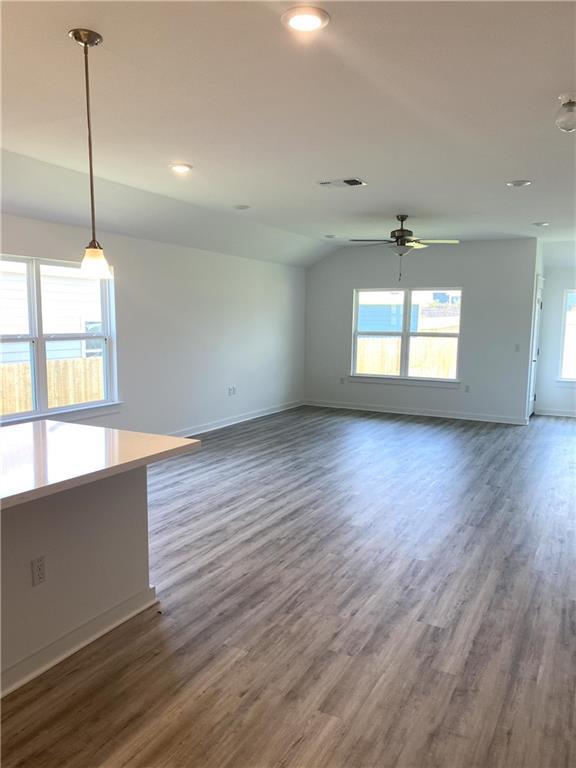 7611 Pewter Luster Bnd, Del Valle, TX 78617