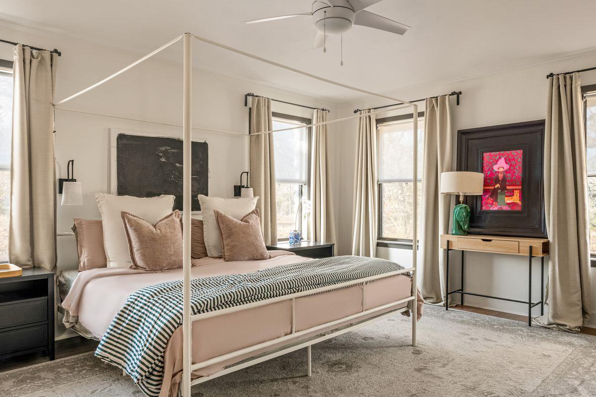 510 Thousand Oaks Dr, Cedar Creek, TX 78612