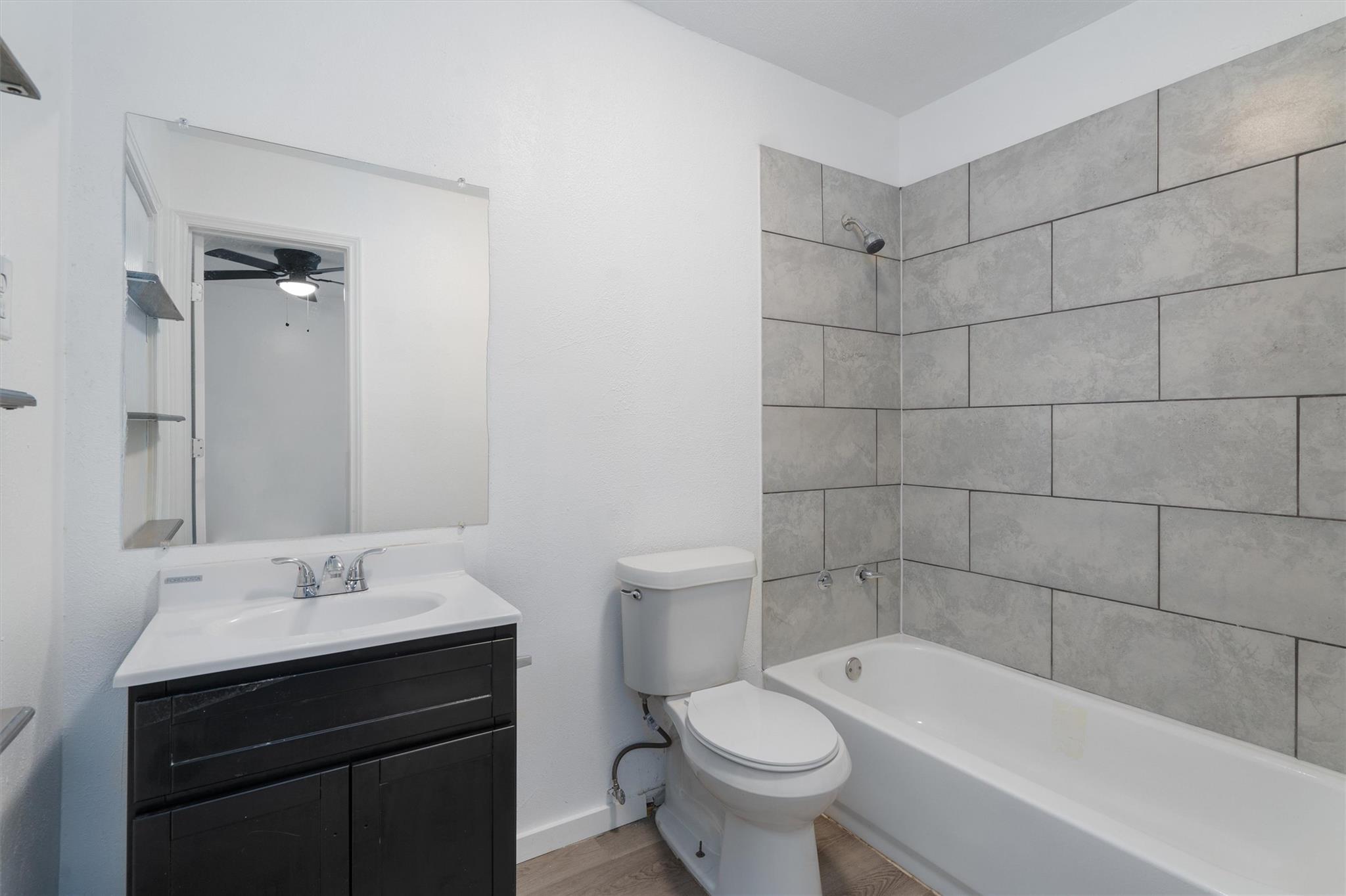 10205 Old Menchaca Rd, Austin, TX 78748