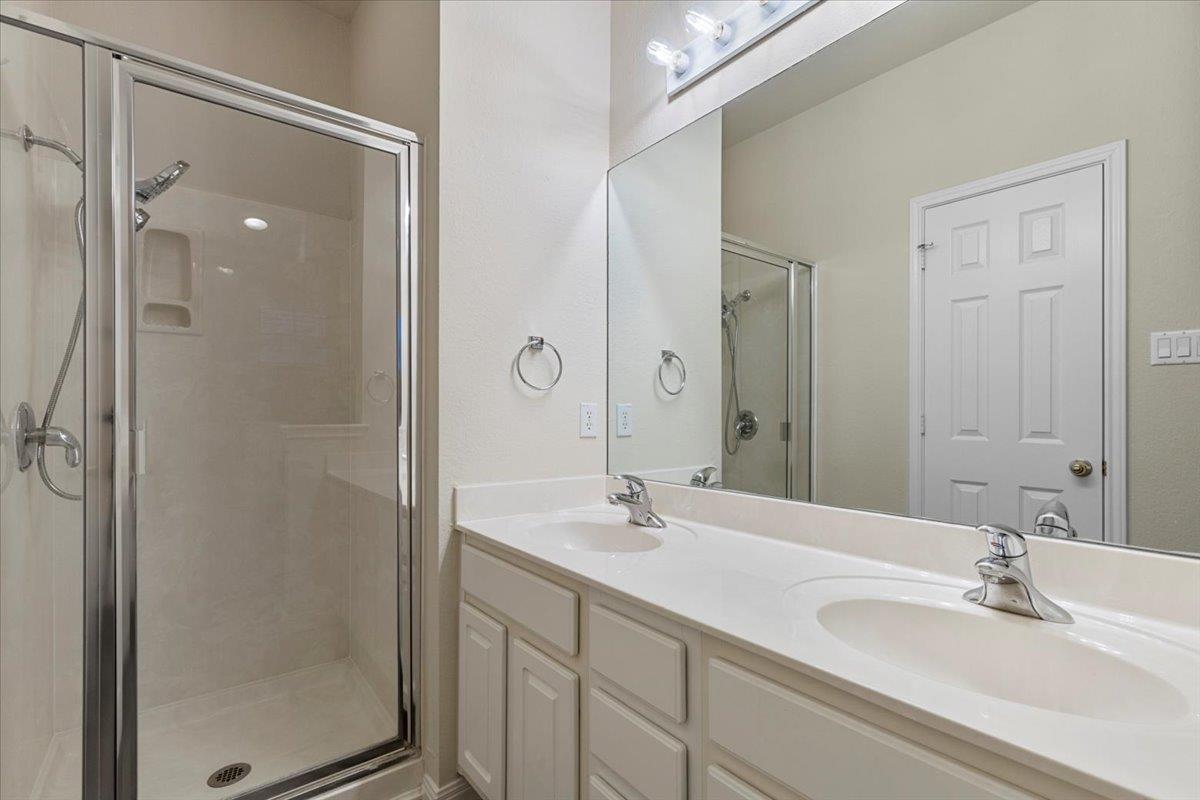 16100 S Great Oaks Dr # 2802, Round Rock, TX 78681