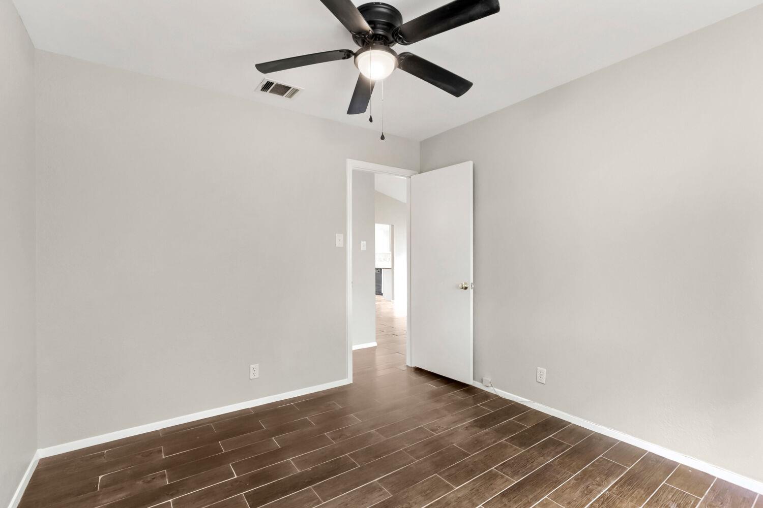 13113 BILLIEM Dr, Austin, TX 78727