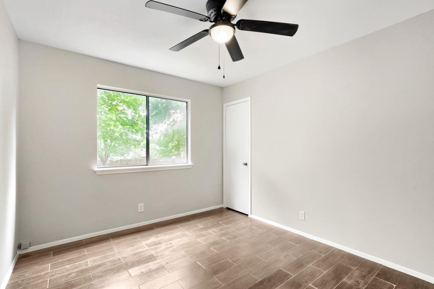 13113 BILLIEM Dr, Austin, TX 78727