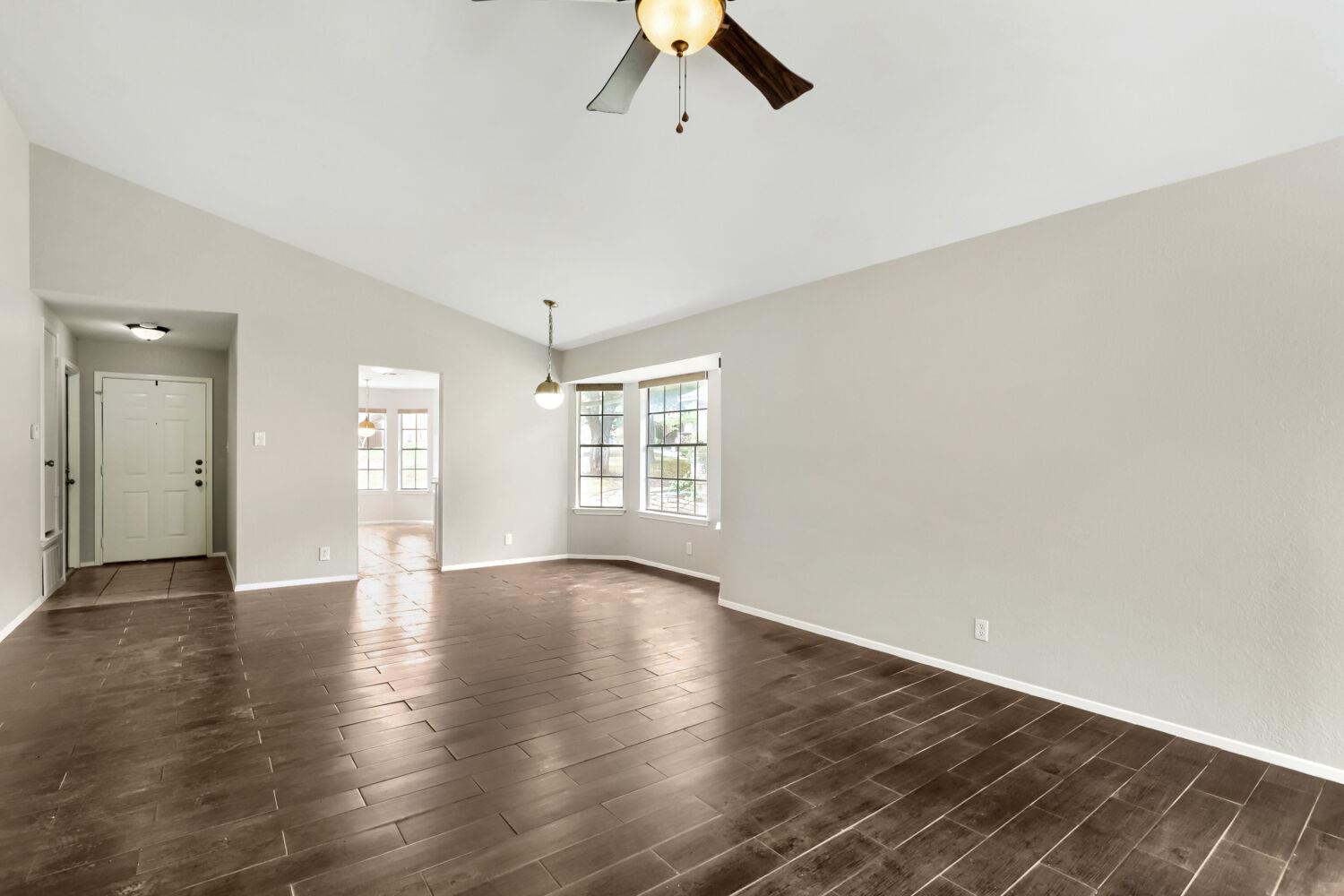 13113 BILLIEM Dr, Austin, TX 78727