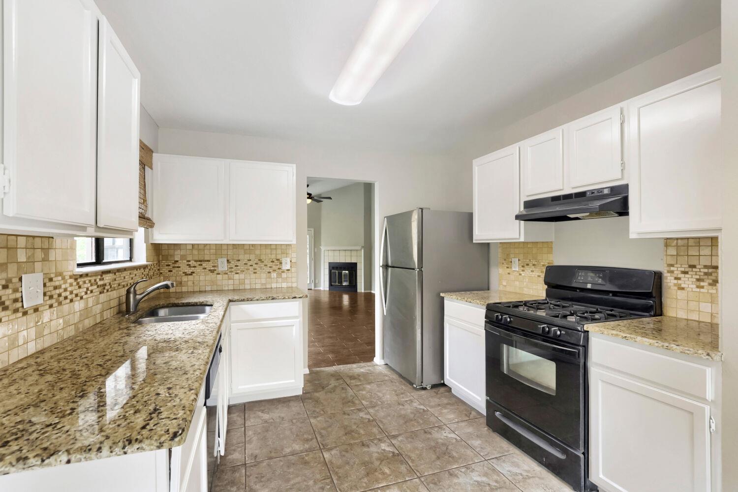 13113 BILLIEM Dr, Austin, TX 78727