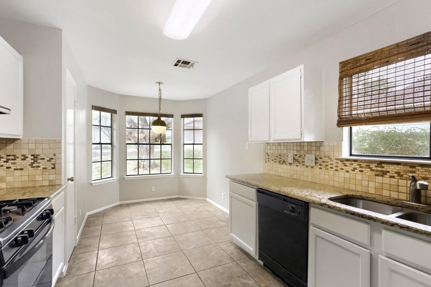 13113 BILLIEM Dr, Austin, TX 78727