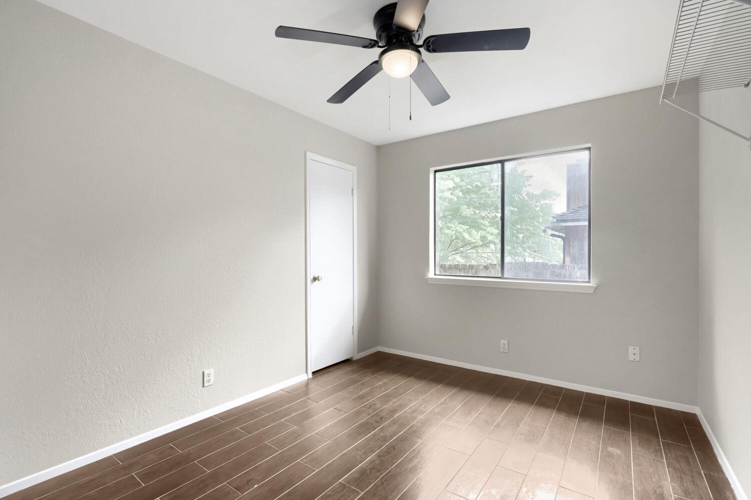 13113 BILLIEM Dr, Austin, TX 78727