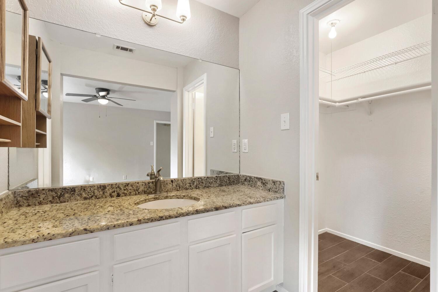 13113 BILLIEM Dr, Austin, TX 78727