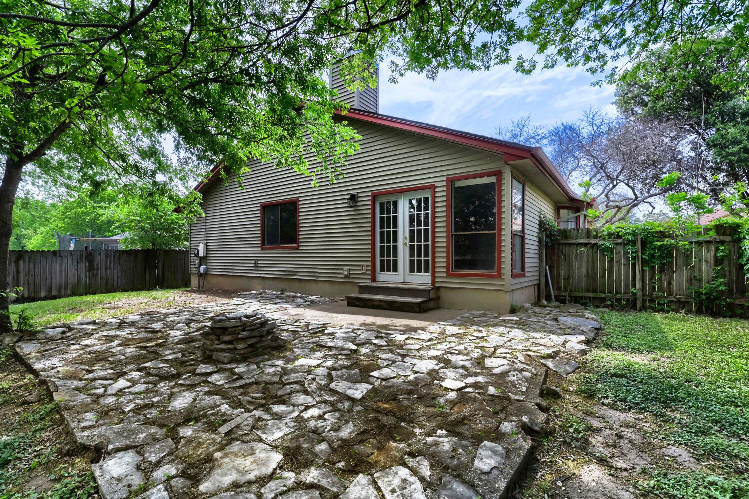 13113 BILLIEM Dr, Austin, TX 78727