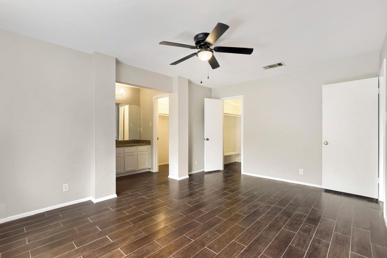 13113 BILLIEM Dr, Austin, TX 78727