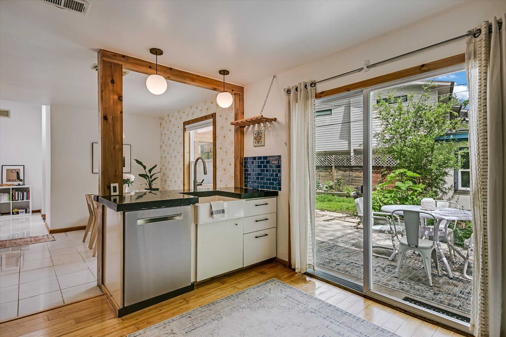 504 Powell Cir, Austin, TX 78704