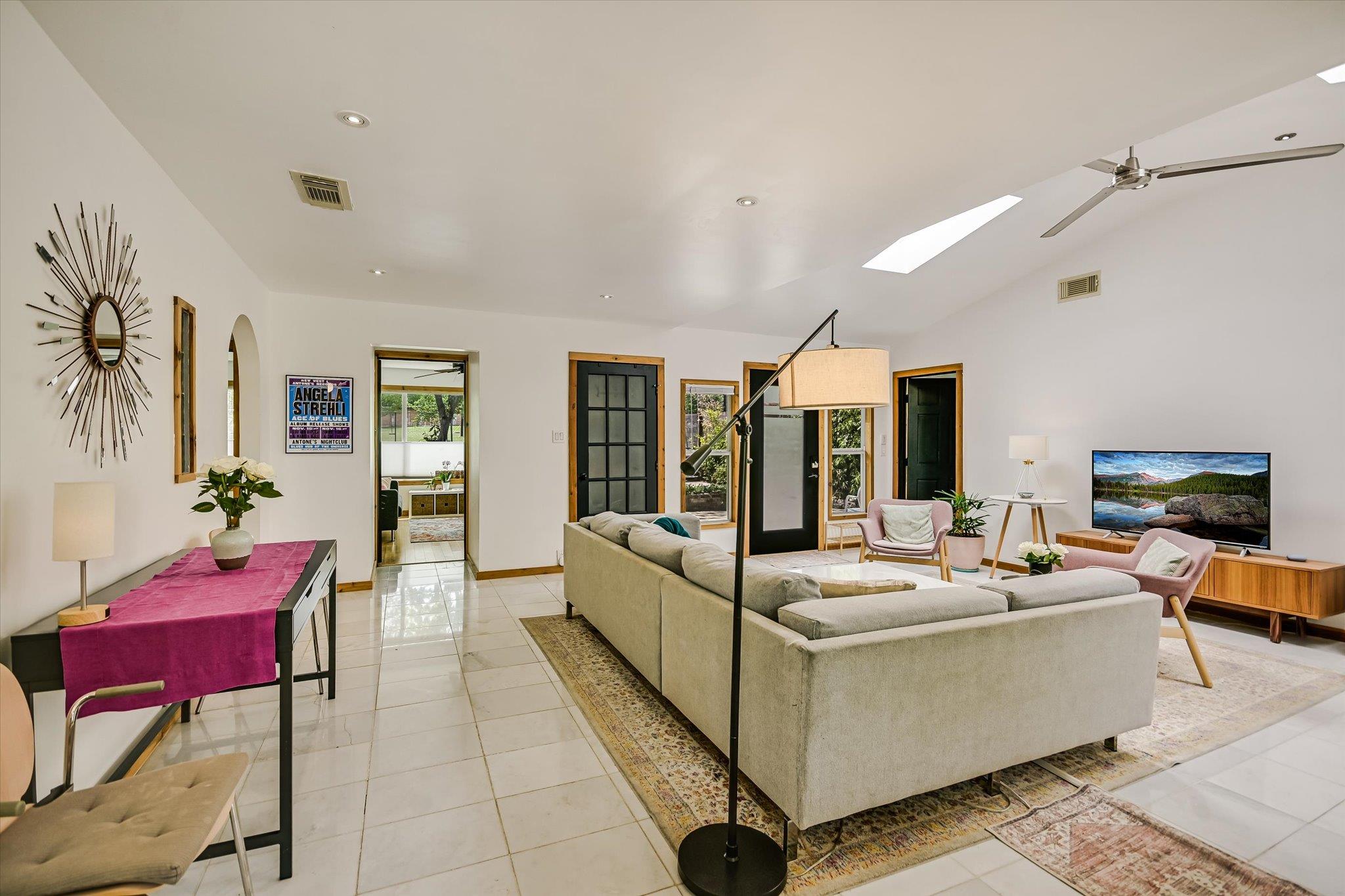 504 Powell Cir, Austin, TX 78704