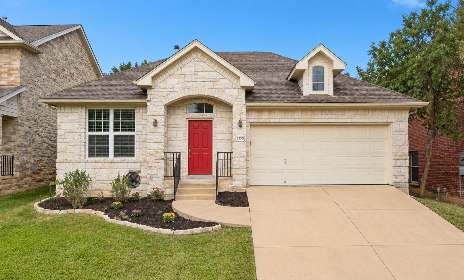 12820 Appaloosa Chase Dr, Austin, TX 78732