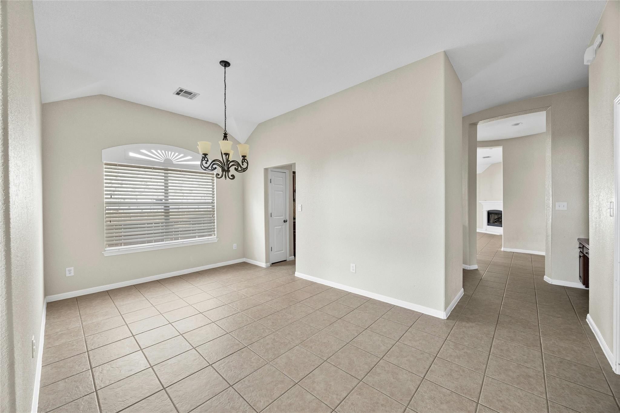 12820 Appaloosa Chase Dr, Austin, TX 78732