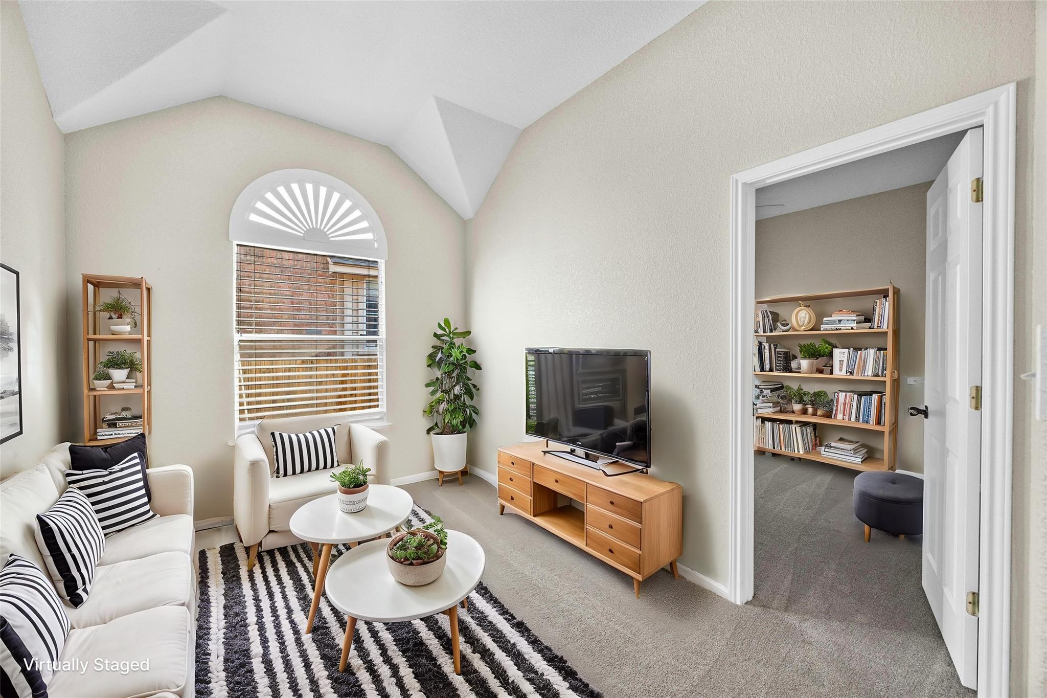 12820 Appaloosa Chase Dr, Austin, TX 78732