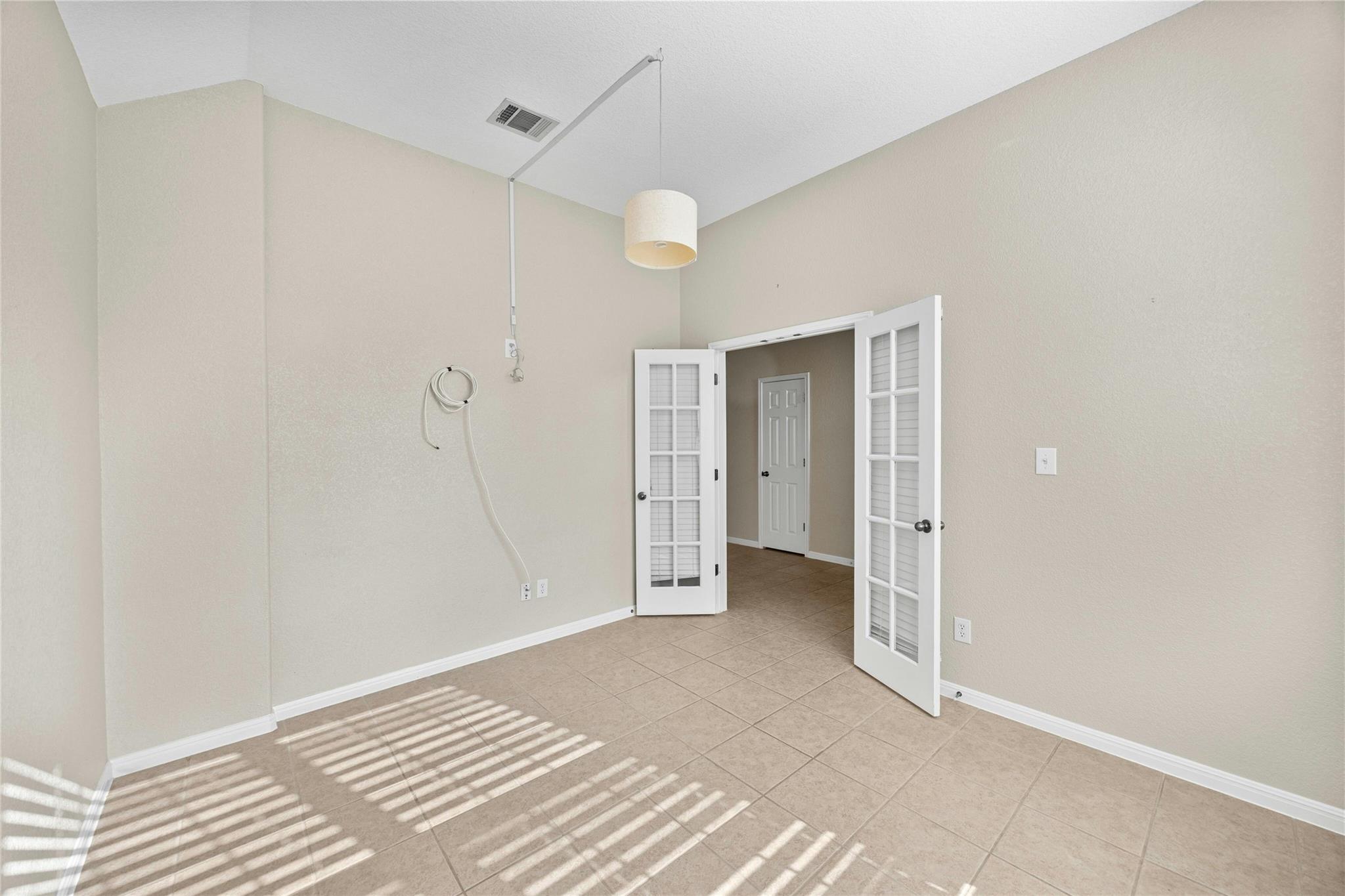 12820 Appaloosa Chase Dr, Austin, TX 78732