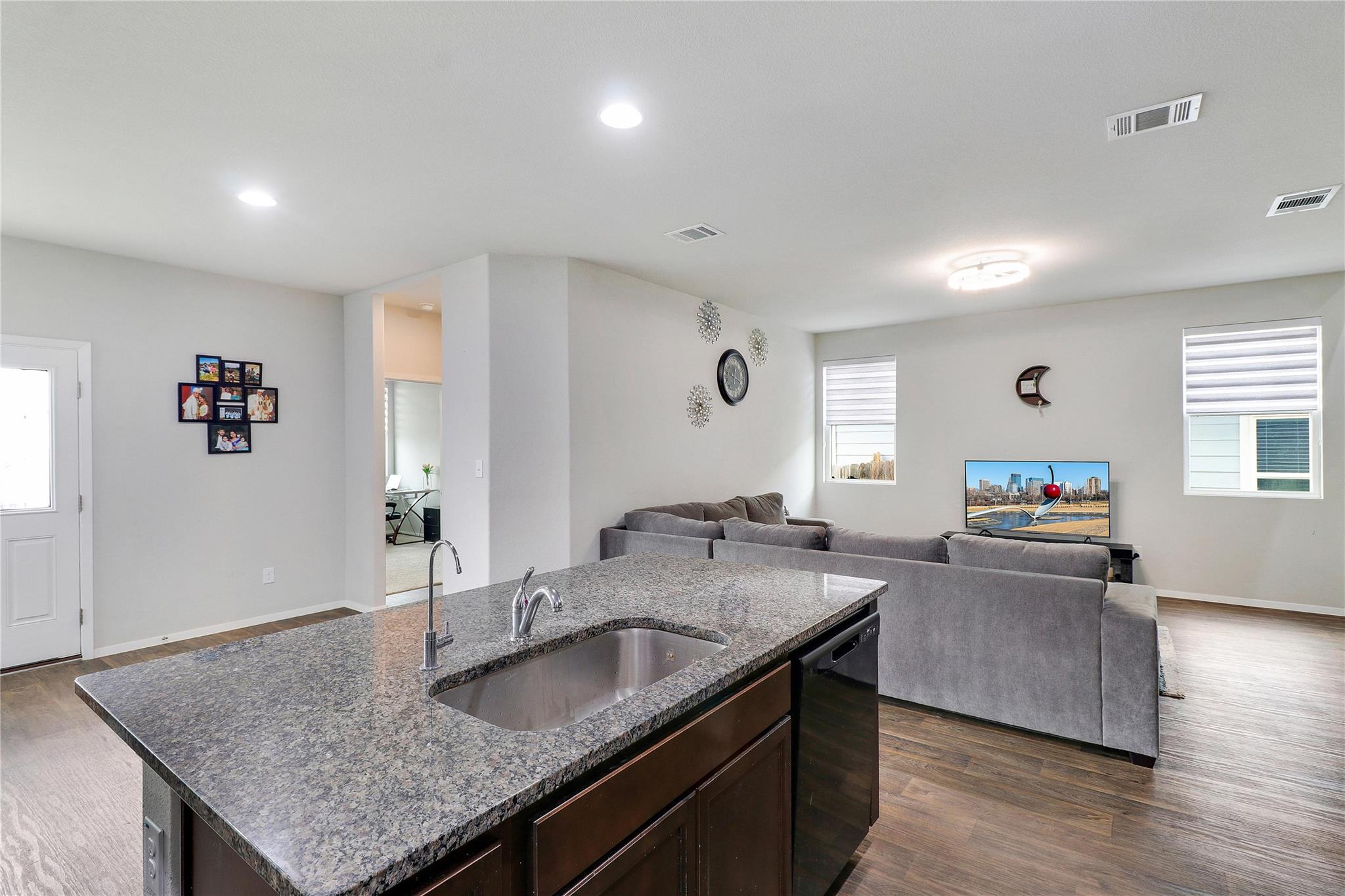 33 Bent Trail Ln, Georgetown, TX 78628