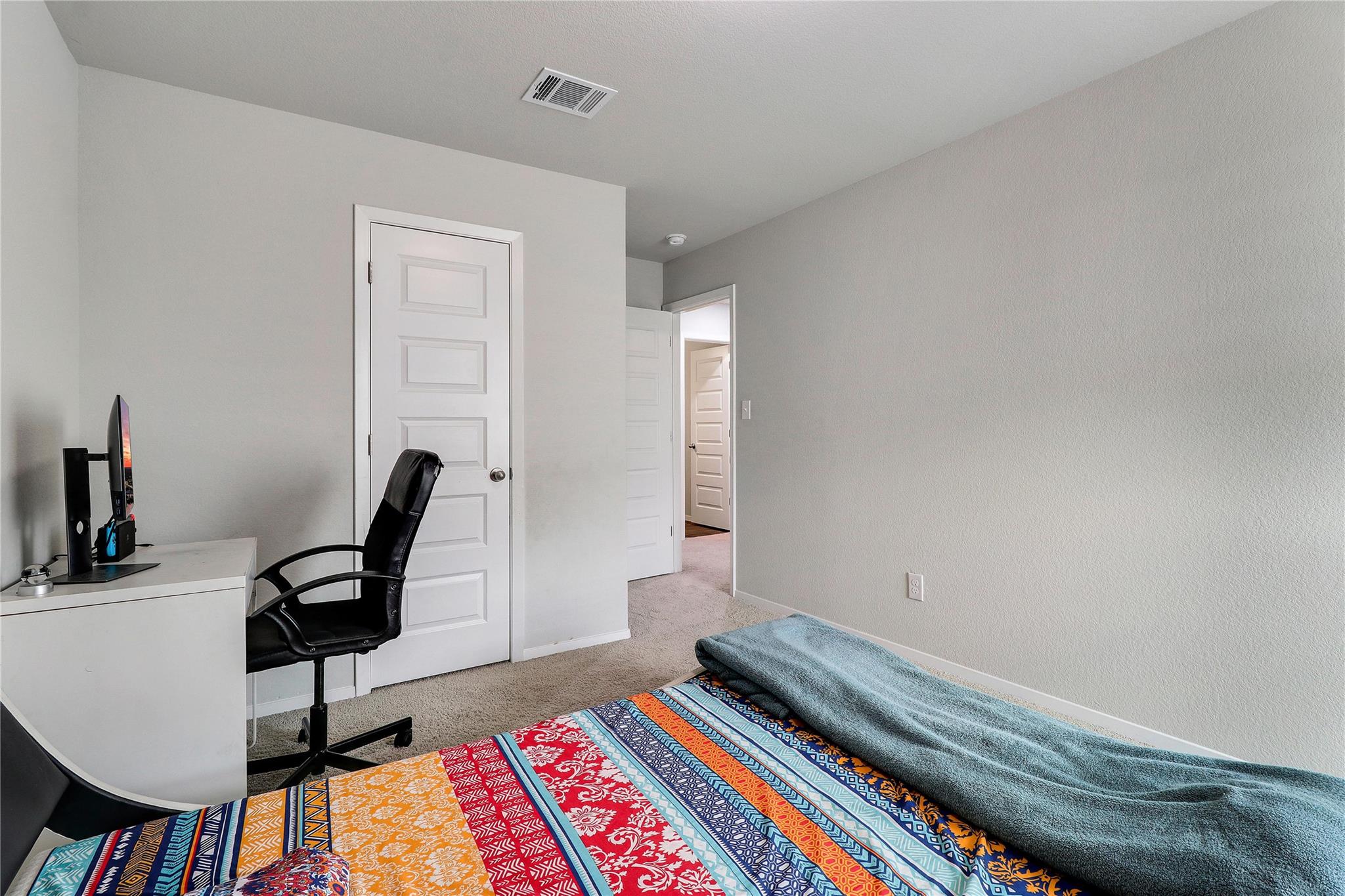 33 Bent Trail Ln, Georgetown, TX 78628