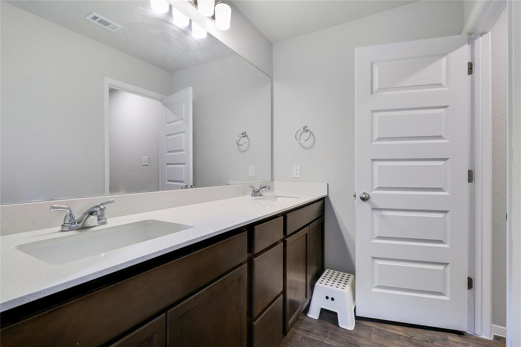 33 Bent Trail Ln, Georgetown, TX 78628