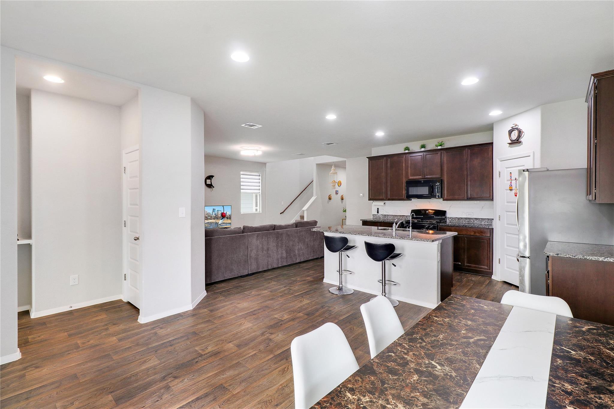 33 Bent Trail Ln, Georgetown, TX 78628