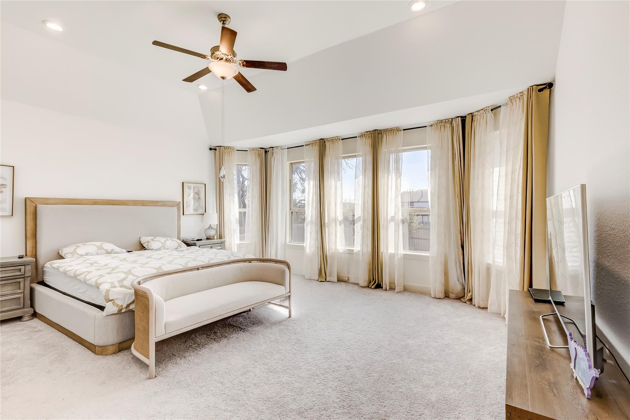 133 Goshen Dr, Dripping Springs, TX 78620