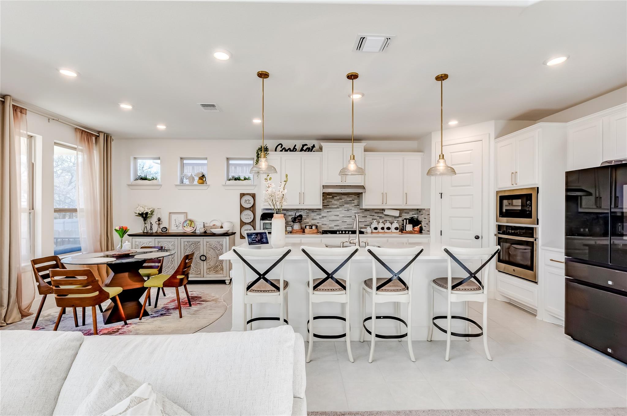 133 Goshen Dr, Dripping Springs, TX 78620