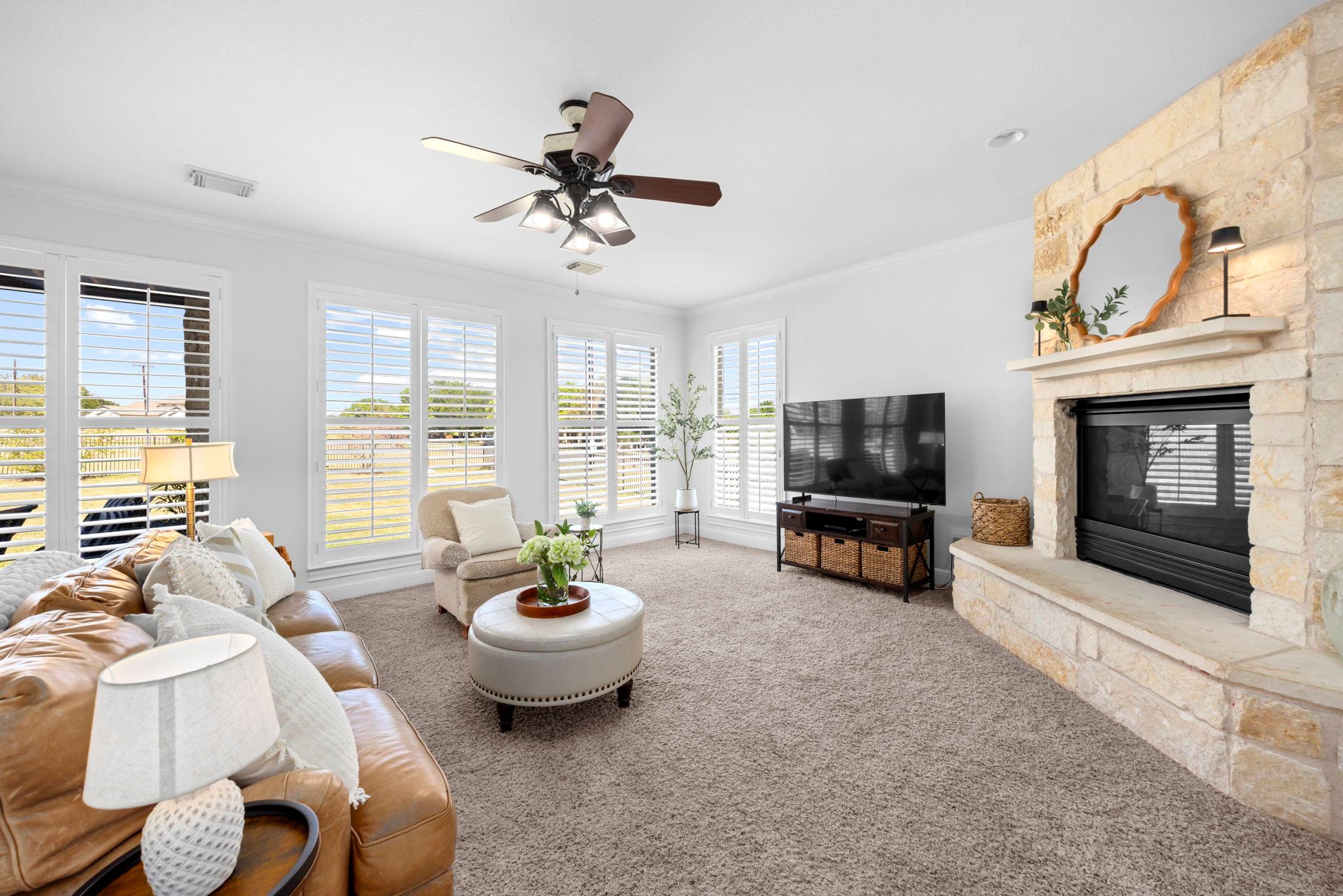 600 Lake Side Cv, Georgetown, TX 78628