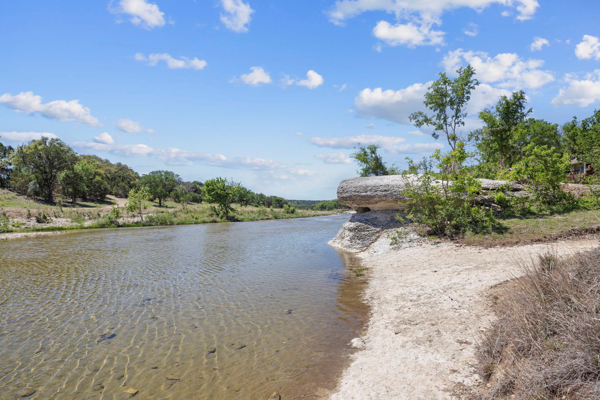 600 Lake Side Cv, Georgetown, TX 78628