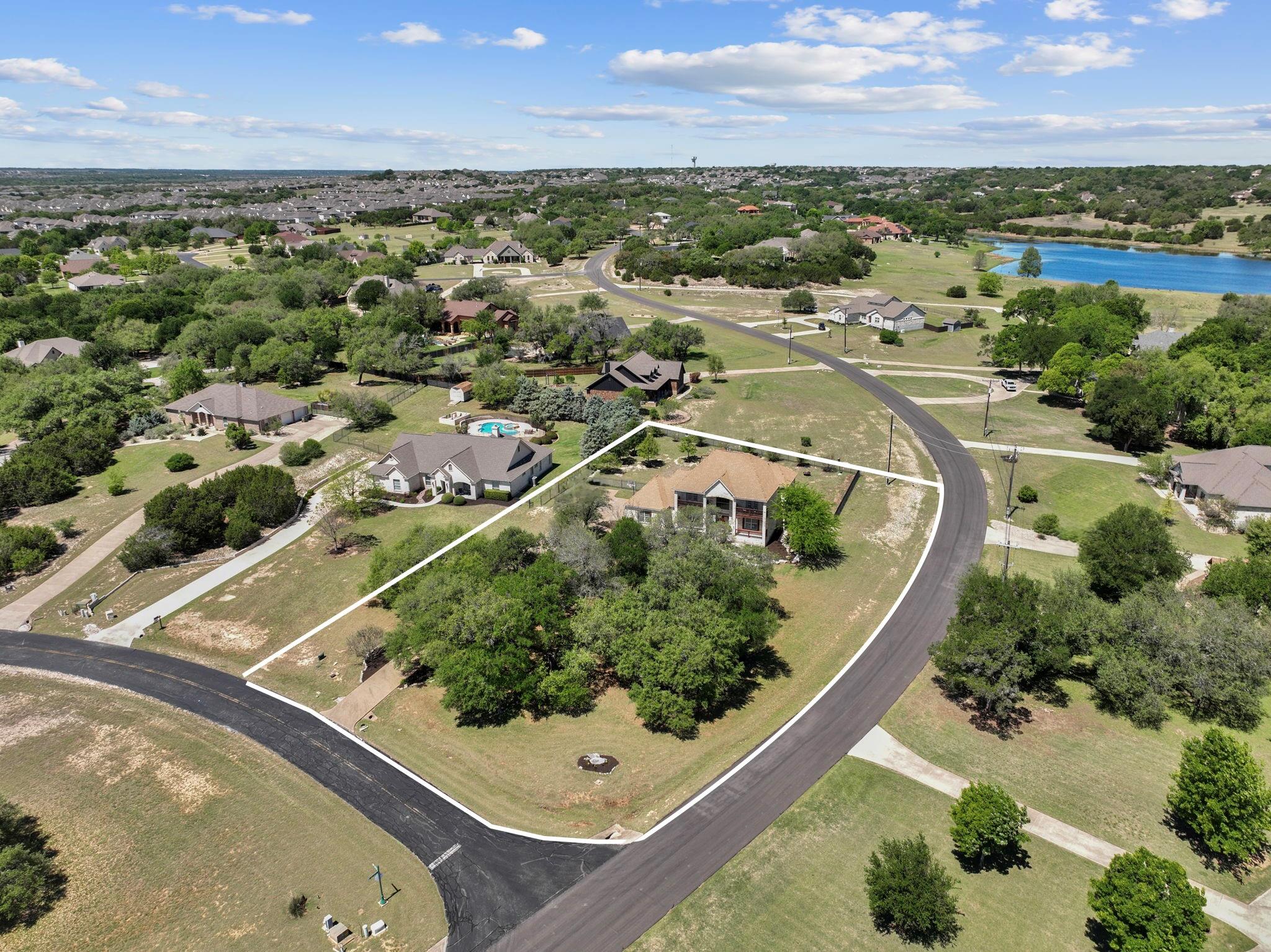 600 Lake Side Cv, Georgetown, TX 78628