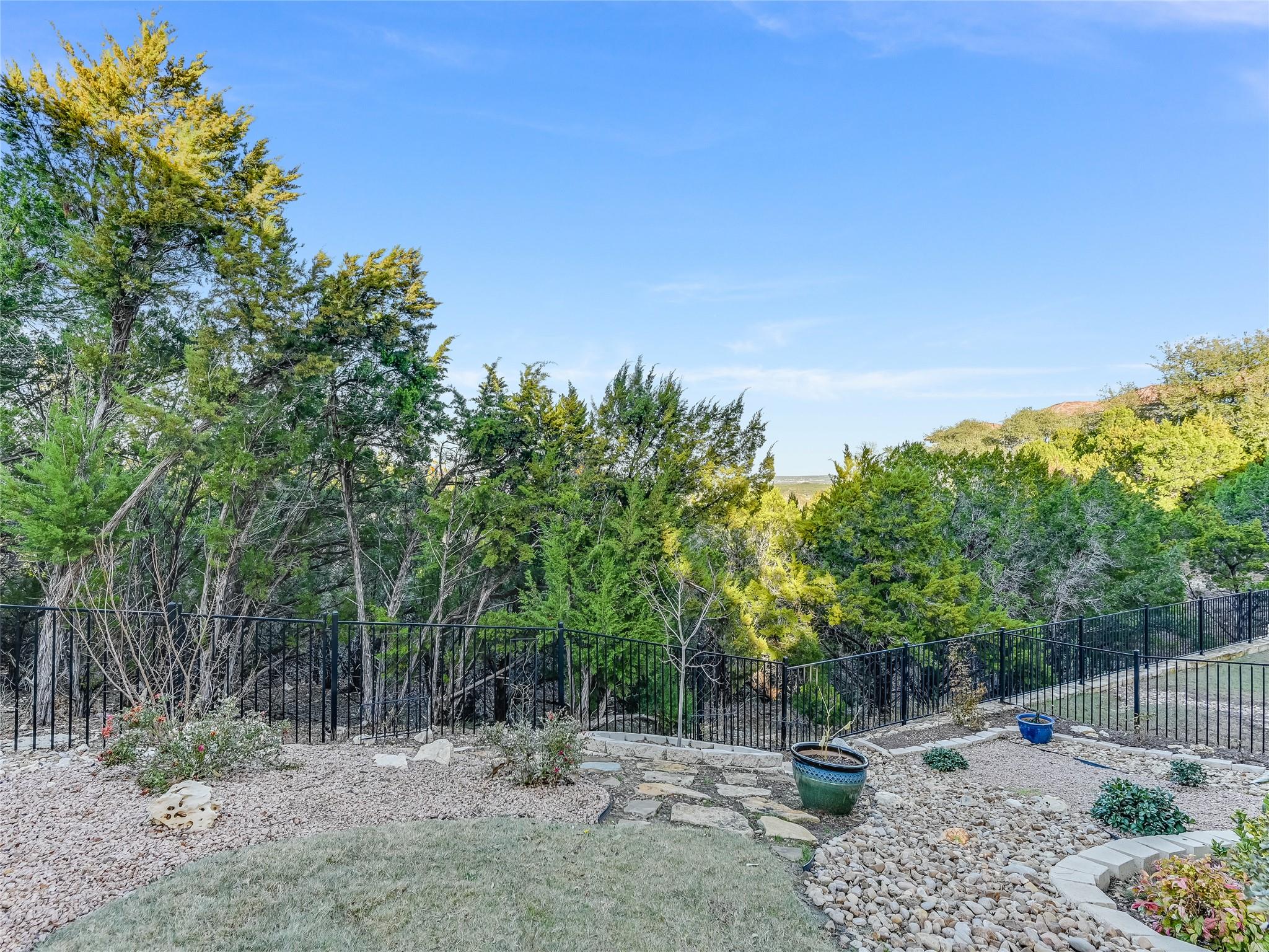 219 Honey Creek Ct # 10, Austin, TX 78738