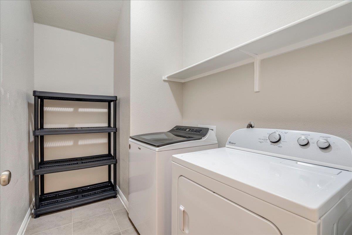1905 Goldilocks Ln, Austin, TX 78652