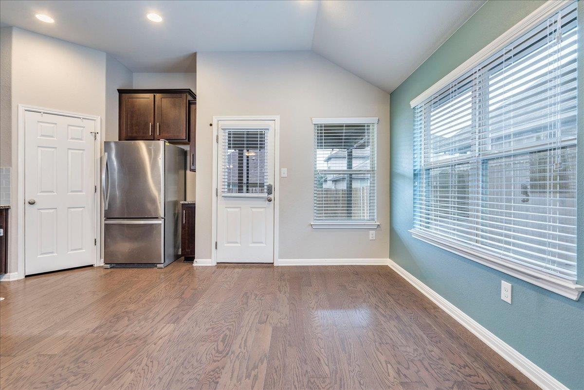 1905 Goldilocks Ln, Austin, TX 78652