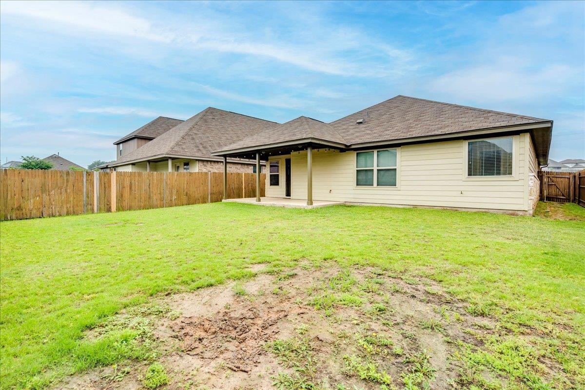 1905 Goldilocks Ln, Austin, TX 78652