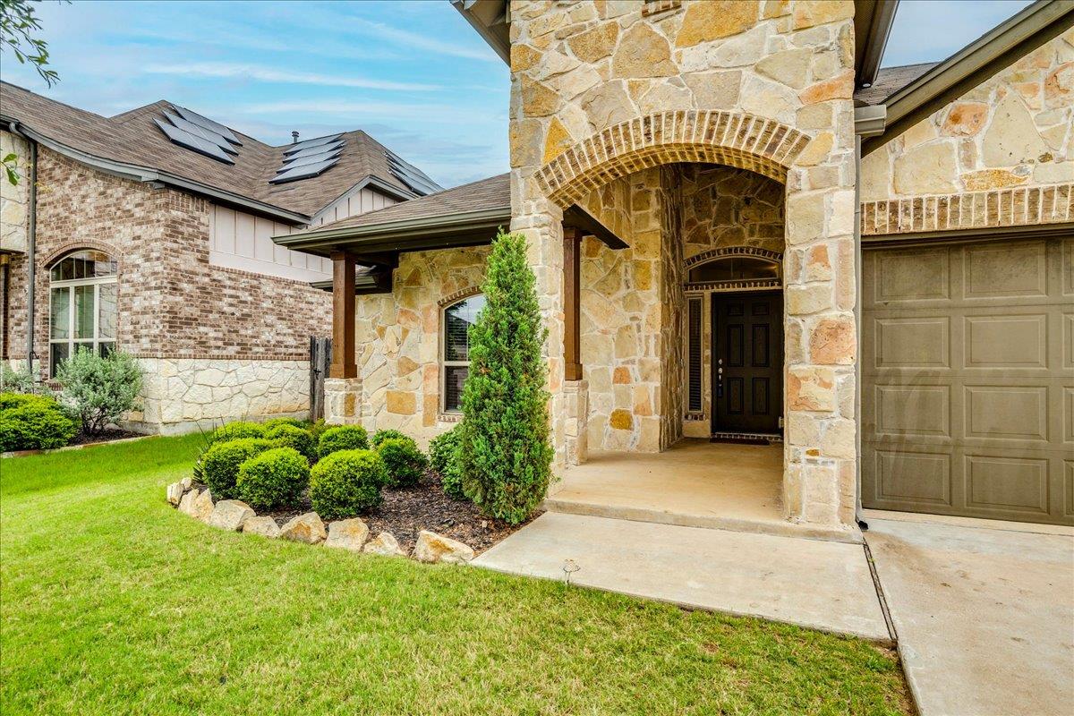 1905 Goldilocks Ln, Austin, TX 78652
