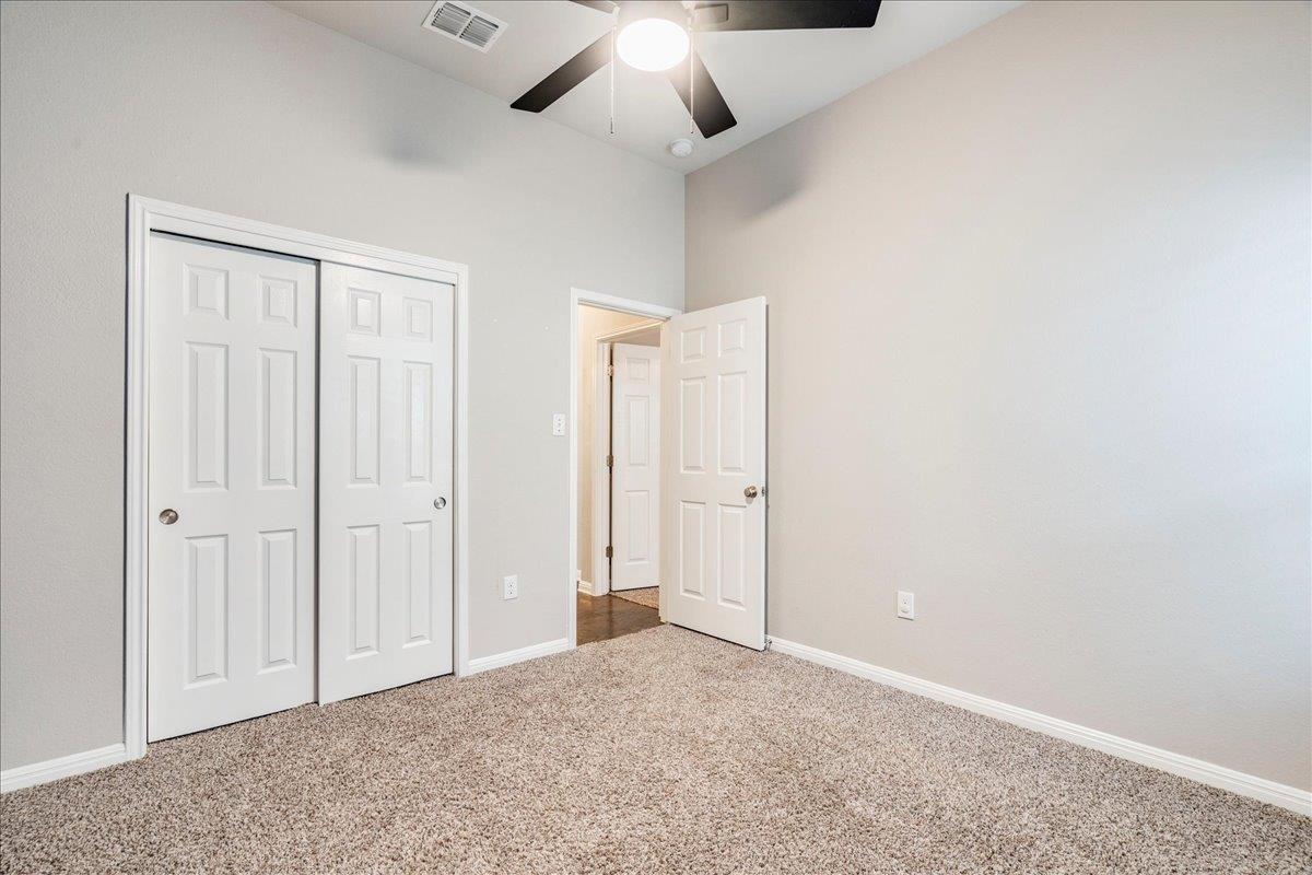 1905 Goldilocks Ln, Austin, TX 78652