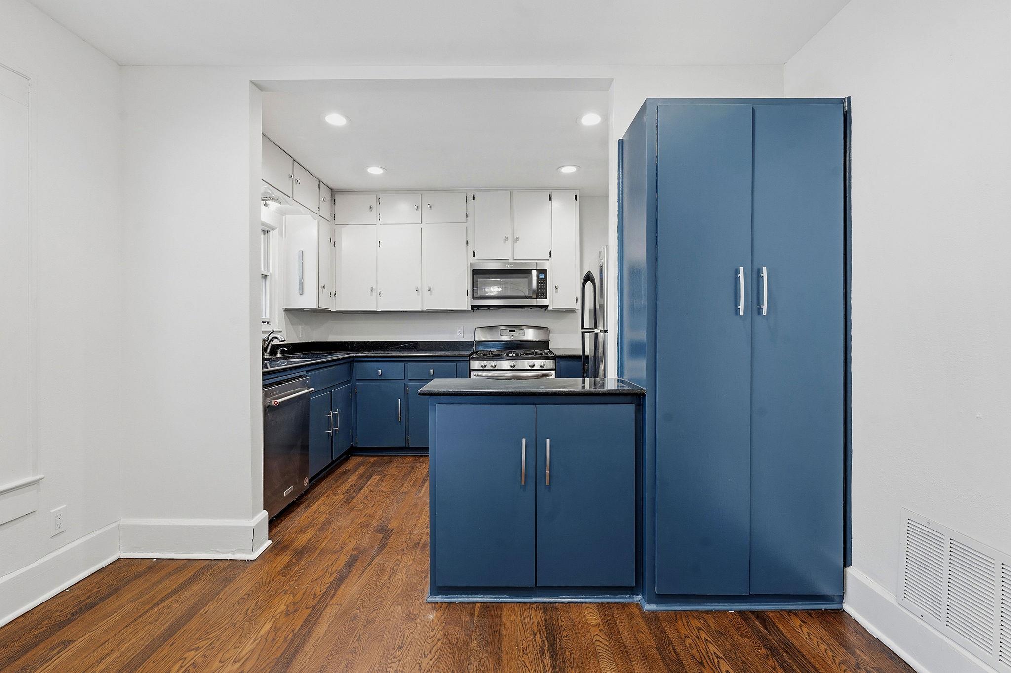 804 Rutherford Pl # A, Austin, TX 78704