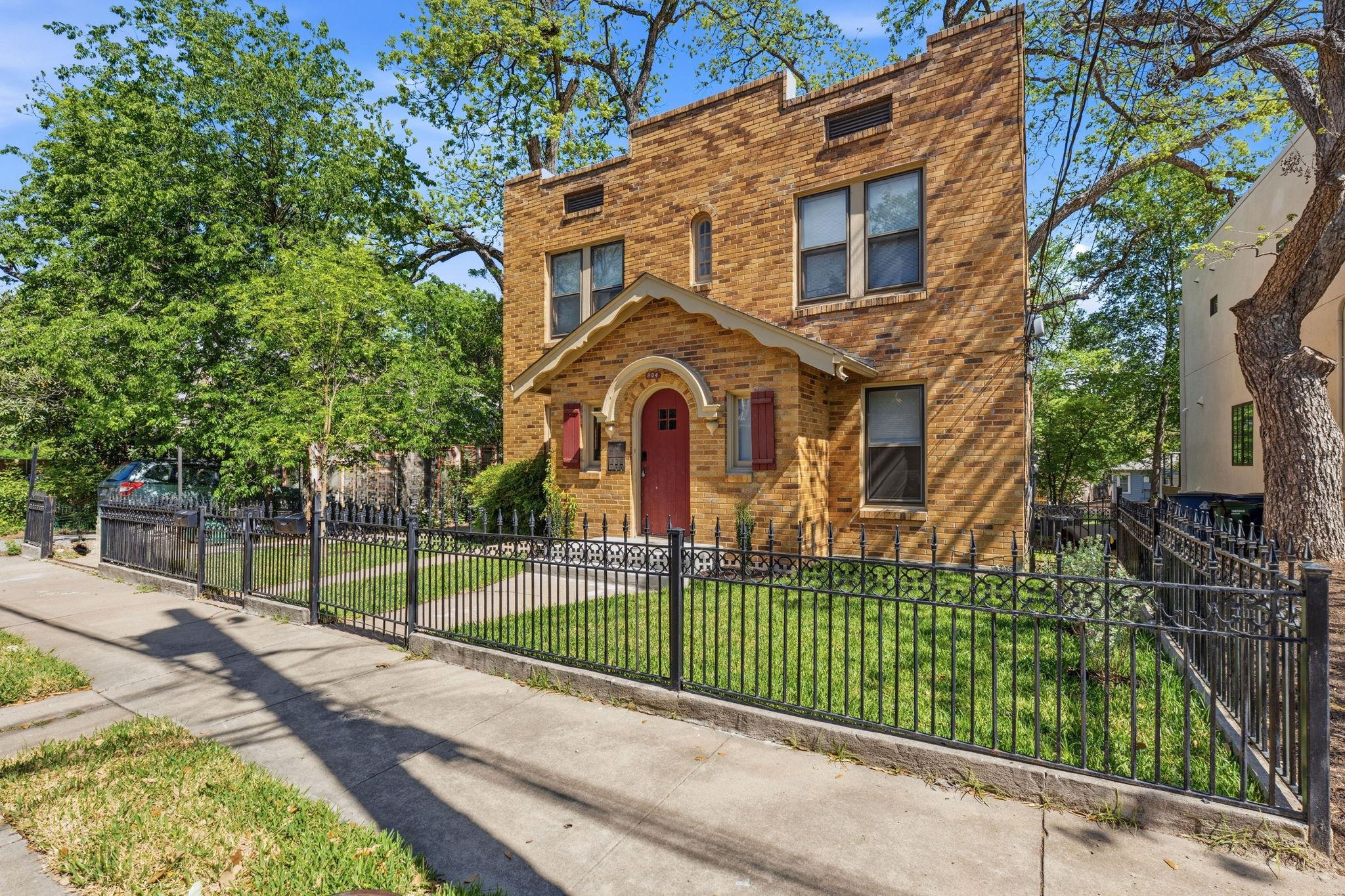 804 Rutherford Pl # A, Austin, TX 78704