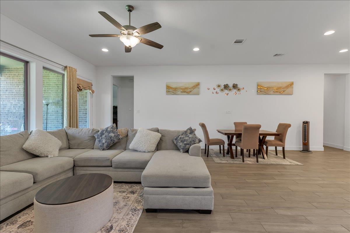 5844 Sean Paul Ln, Georgetown, TX 78628