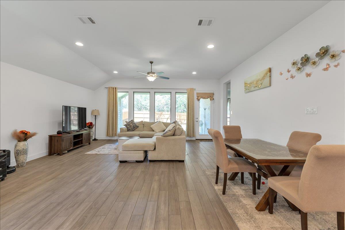 5844 Sean Paul Ln, Georgetown, TX 78628