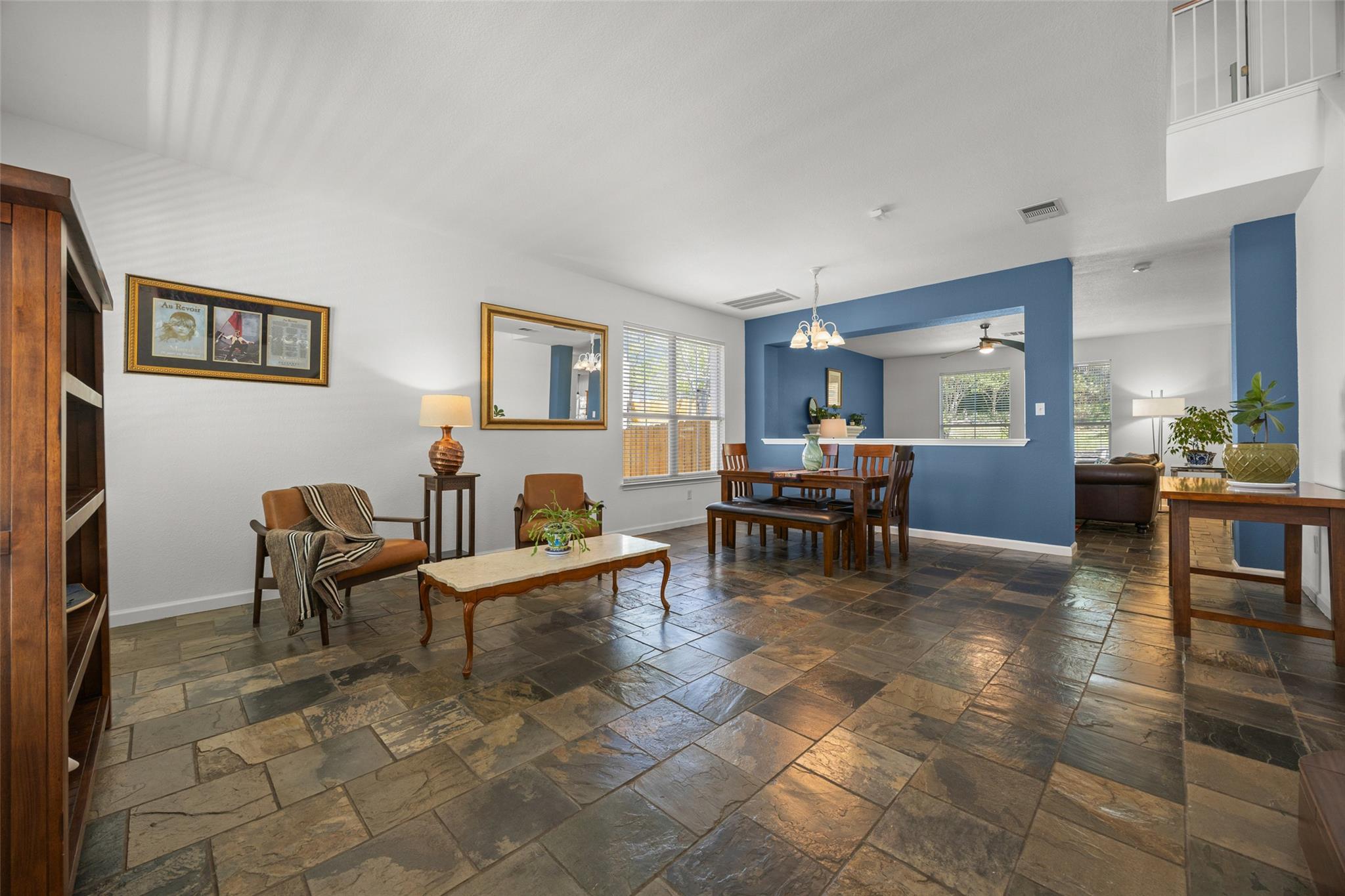 2612 Lynnbrook Dr, Austin, TX 78748