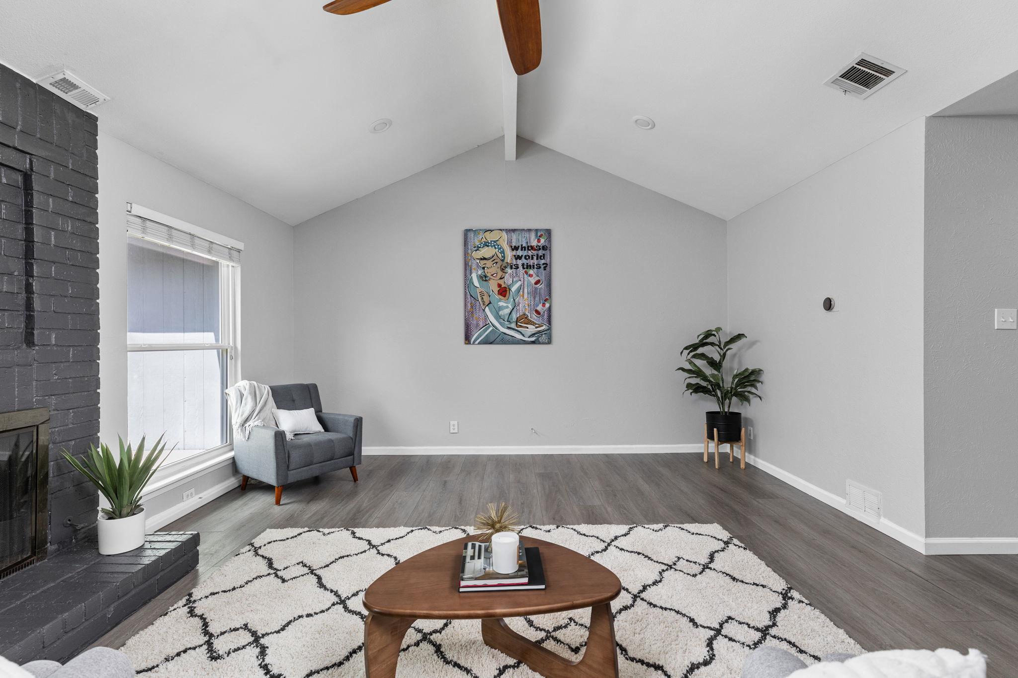 11402 Santa Cruz Dr, Austin, TX 78759