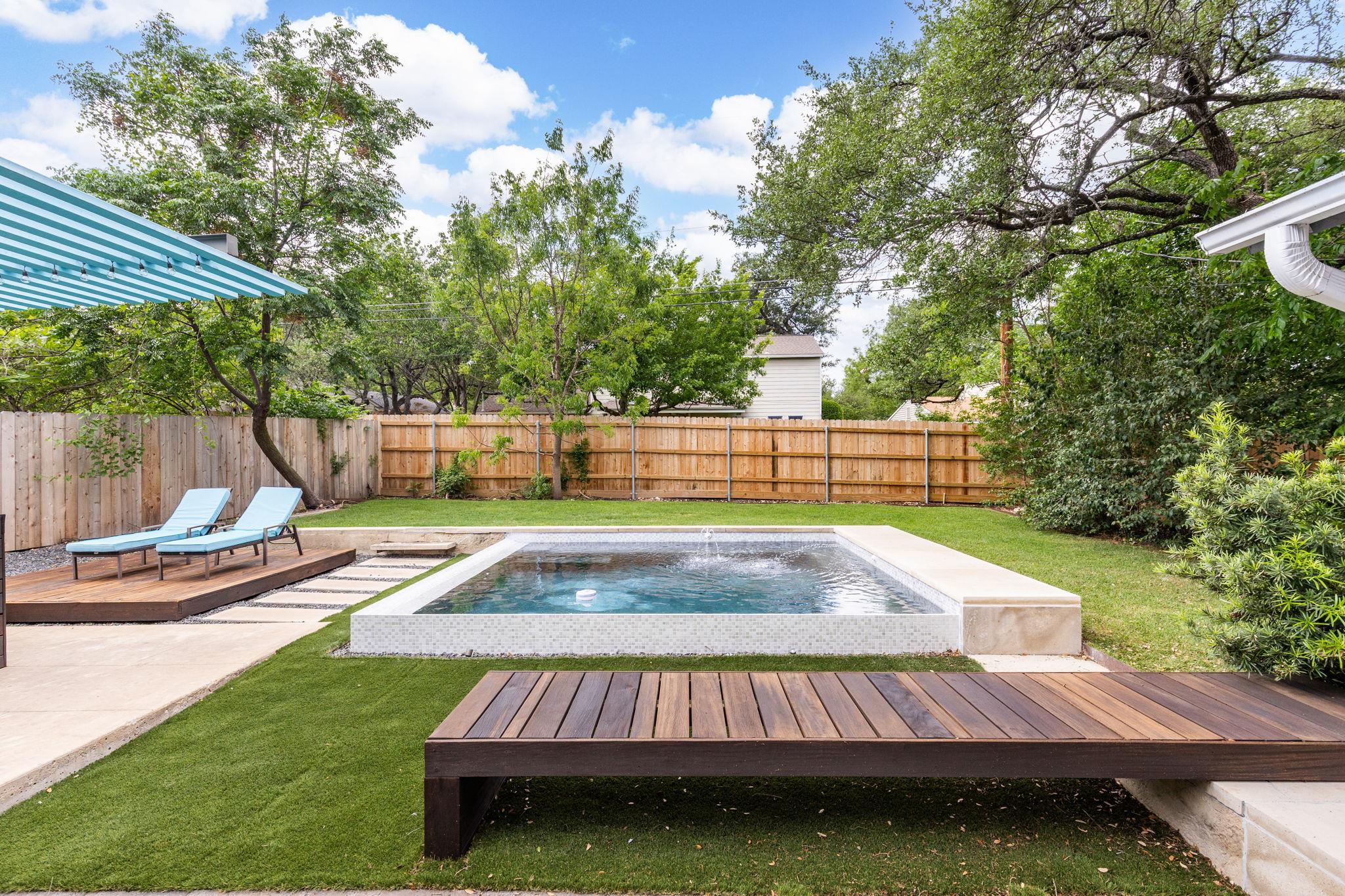 11402 Santa Cruz Dr, Austin, TX 78759