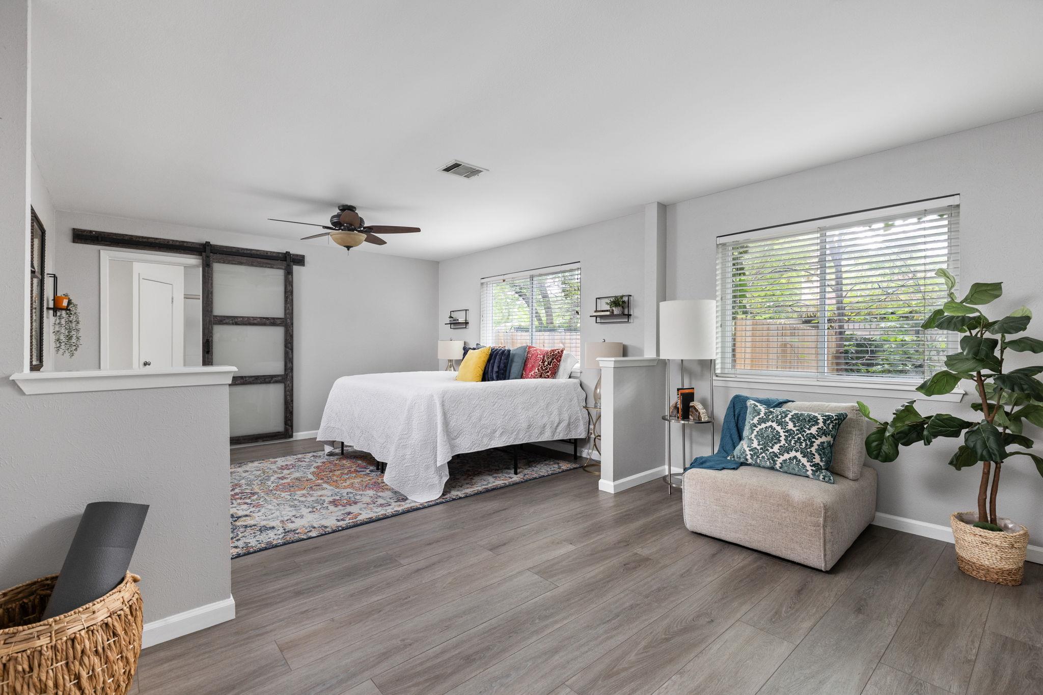 11402 Santa Cruz Dr, Austin, TX 78759